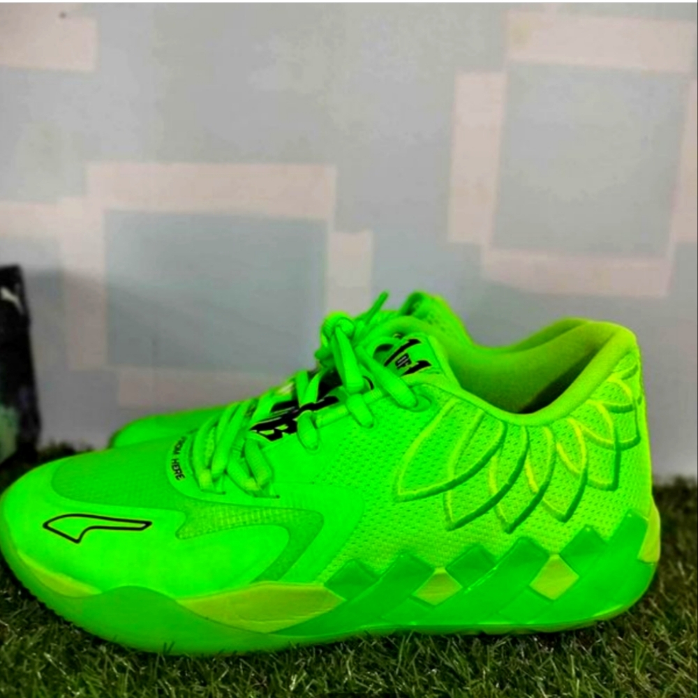 Puma lamelo ball line green gecko shoes. Size 14 brand new with box